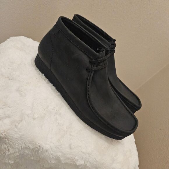 NWOT Clark's Wallabee Black Boots Size 12 - Picture 2 of 6